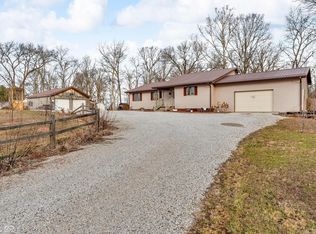 684 E Bonebrake Rd, Veedersburg, IN