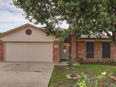 2425 Ensenada Ln, Fort Worth, TX, 76108