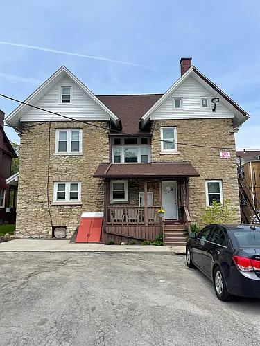 209 Park Ave Photo 1