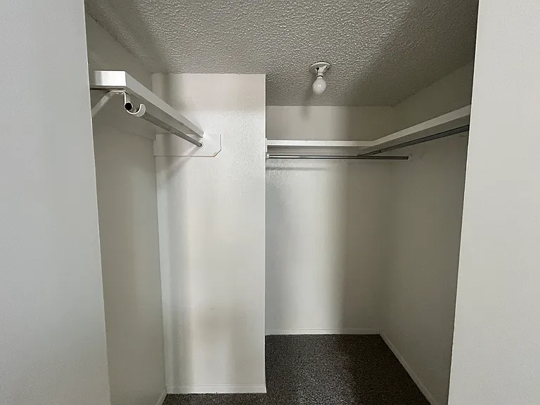8601 Memphis Dr #A8 — Photo 10