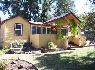 635 S 70th St, Springfield, OR 97478