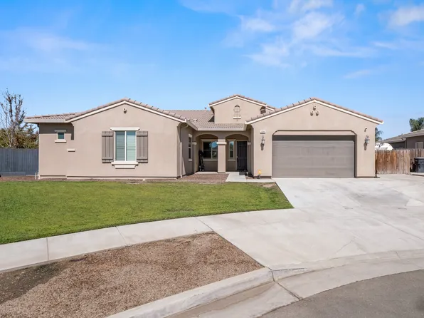 1044 W Sage Brush Way, Hanford, CA 93230