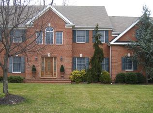 2 Valencia Dr, Tinton Falls, NJ 07724