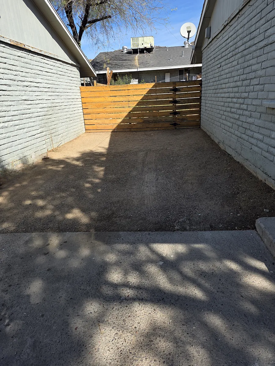 Cute yard! - 10821 N 15th Ave #11