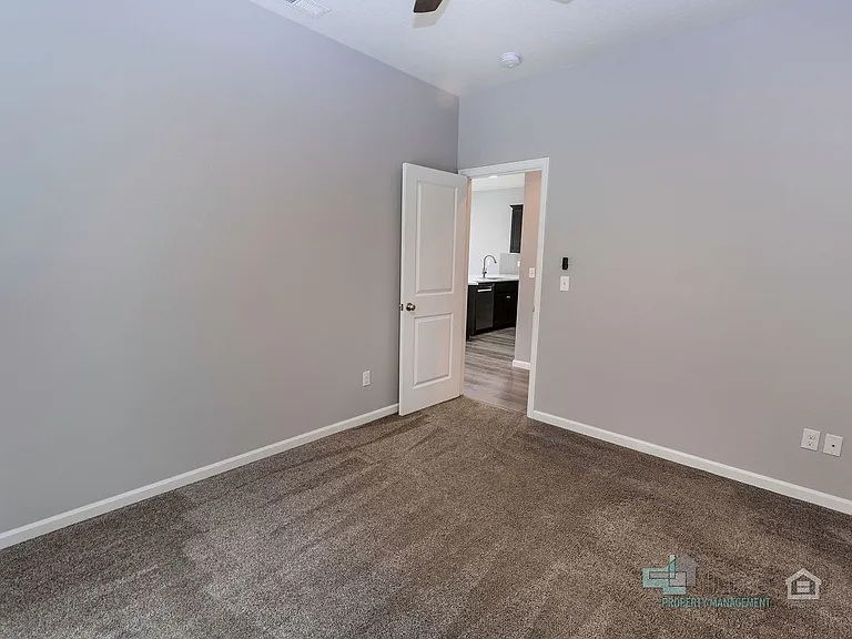 9729 SW 172nd Ave — Photo 14