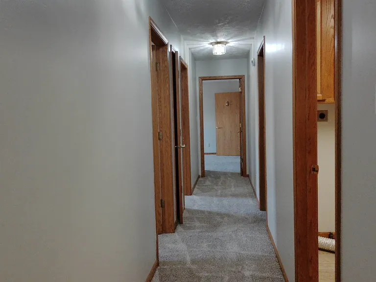 1902 Kristen Ct — Photo 7