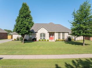 12904 Diamond Ln, Fort Smith, AR 72916