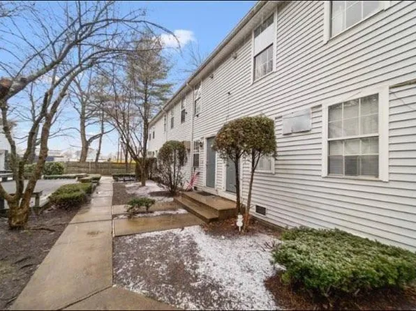 29 Matson Ave #103, Providence, RI 02909