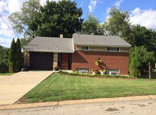 3117 Woodridge Dr, Pittsburgh, PA 15227