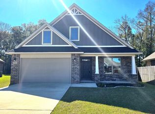 3927 Shady Grove Dr, Pace, FL 32571
