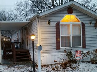 227 Dewey St, Urbana, IL