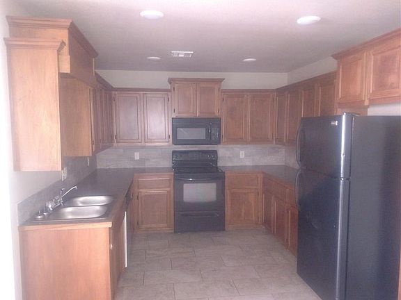 2nd image of 1927A Plum Creek Ln