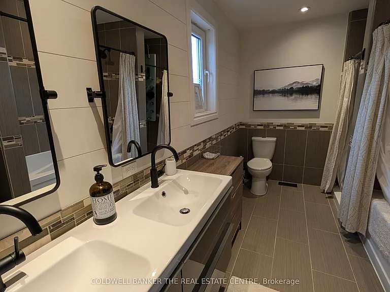 247 Poplar Ave — Photo 17