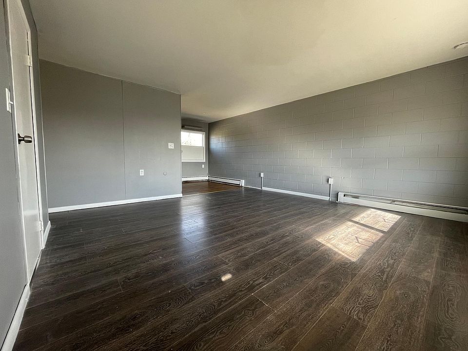 9 Hillview Ter Waterford NY Zillow