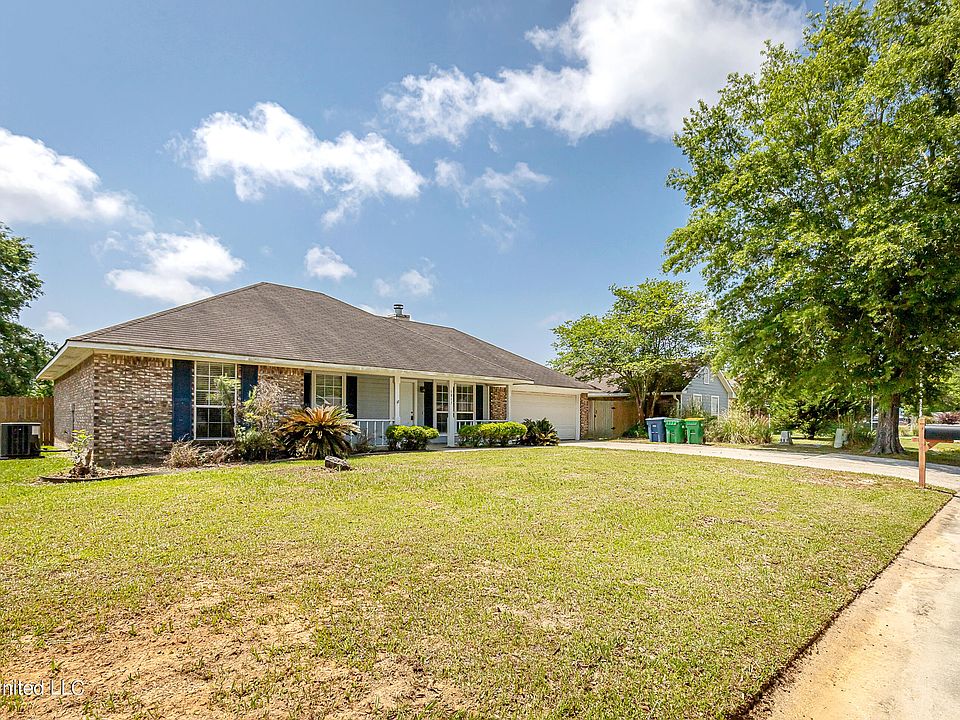 6817 Post Oak Dr, Ocean Springs, MS 39564 | Zillow