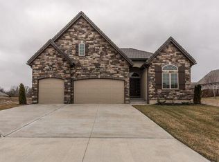 3916 Redspire St, Lees Summit, MO 64064