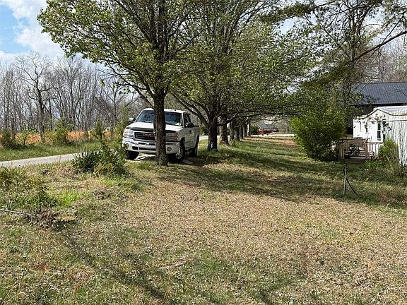 5th image of 190 Tara Rd