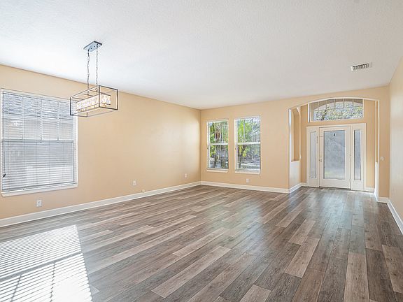 5th image of 16211 Nottingham Park Way