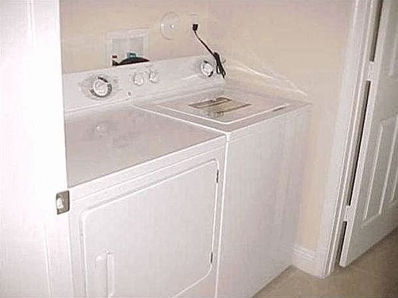 3rd image of 6501 Hidden Cove Dr #61