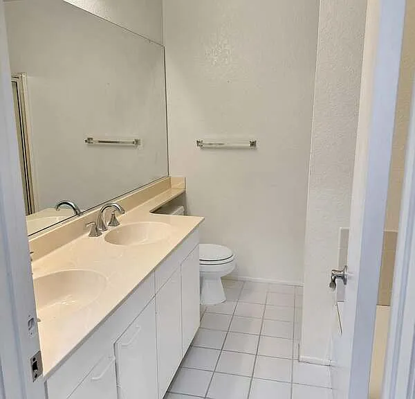 2601 S Broadmoor Dr #66 — Photo 5