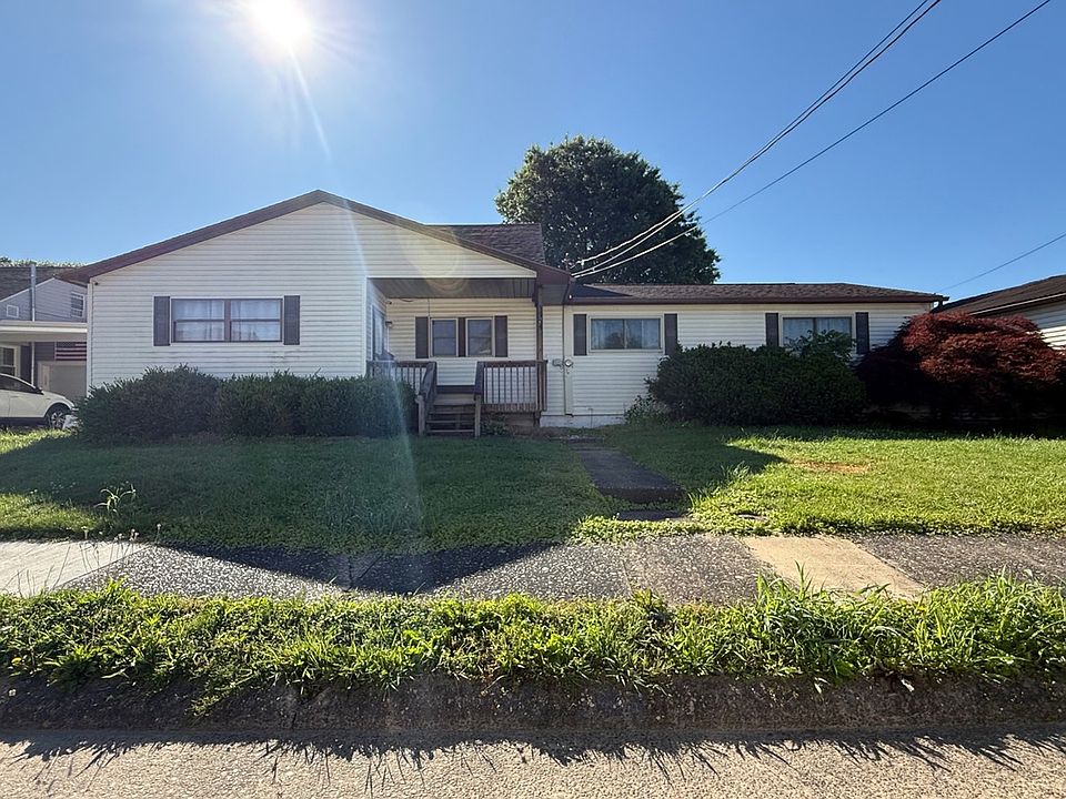 1st image of 3904 3rd Ave
