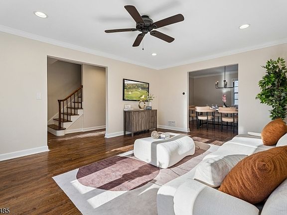 2nd image of 28 Elmwood Rd