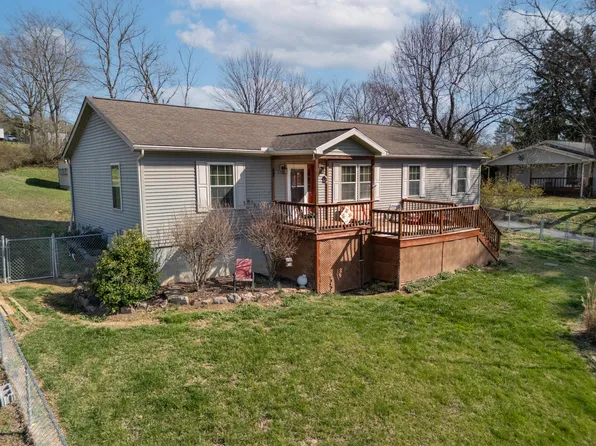 745 St Route 3&12, Hinton, WV 25951