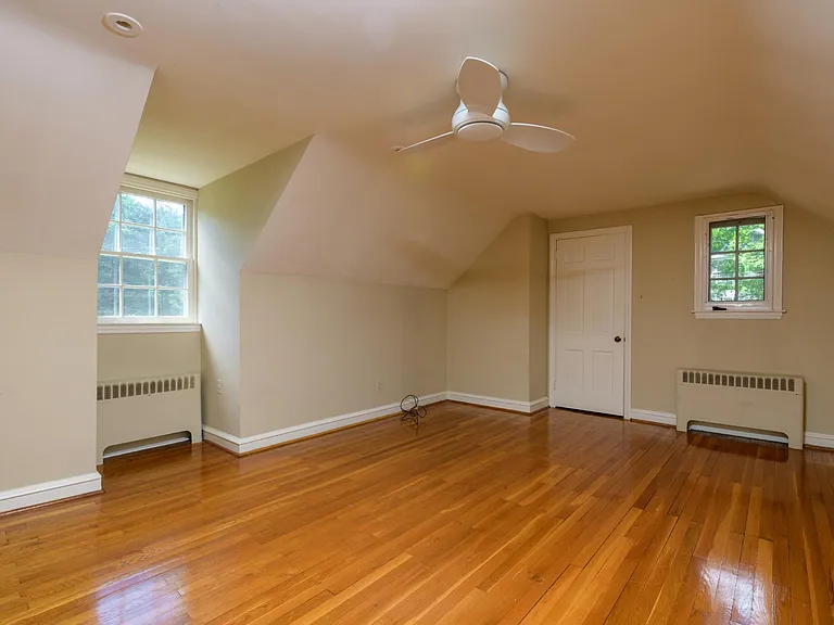 100 Pine Tree Rd — Photo 12