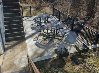 Maple Grove Apartments, New Albany, IN 47150