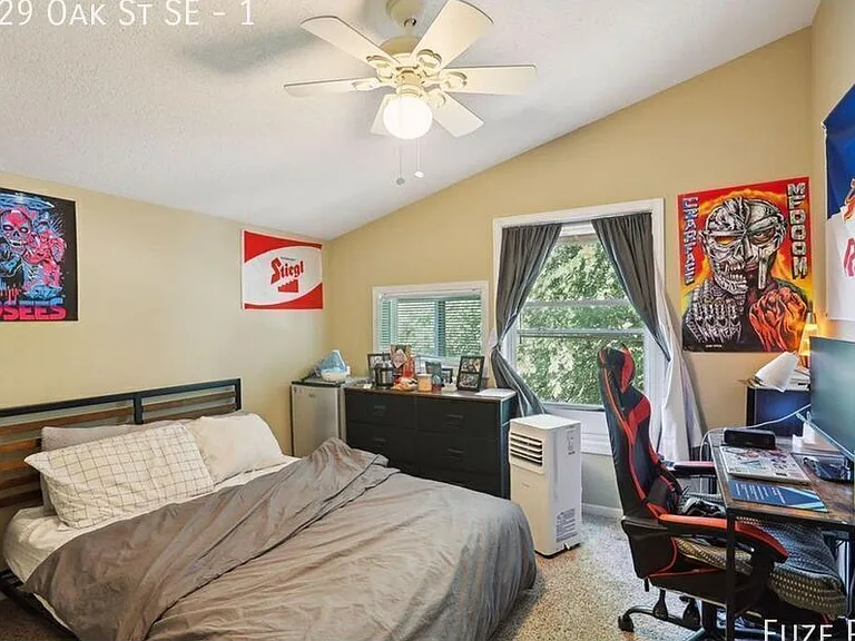 629 Oak St SE #1 — Photo 20
