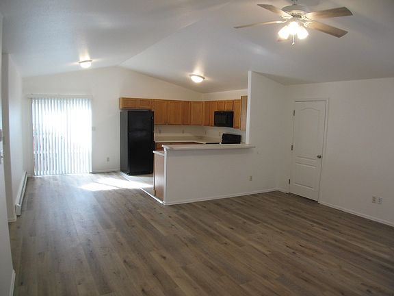 4th image of 404 Broken Arrow Dr