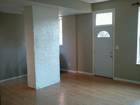 2nd image of 1918 Senate St #2F