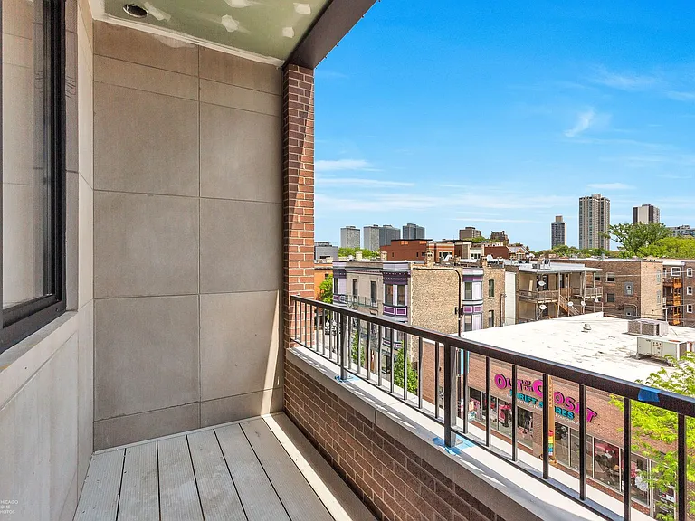 3312 N Halsted St #2F — Photo 18