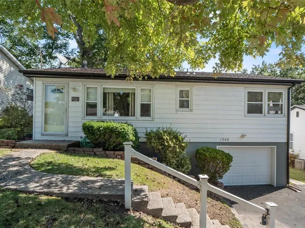 1388 Alice St, Collinsville, IL 62234