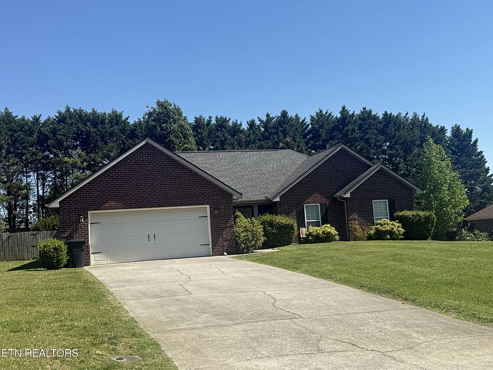 1st image of 260 Edinburgh Dr