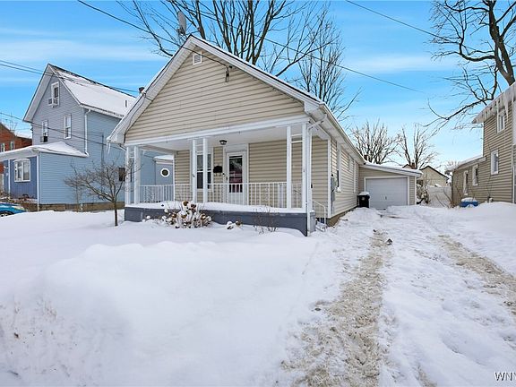 3rd image of 21 Loretta St