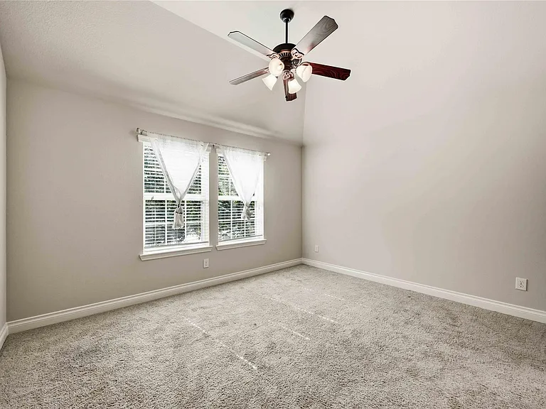 27707 Lodgemist Ct — Photo 35