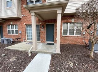 39636 Rockcrest Ln #114, Northville, MI 48168