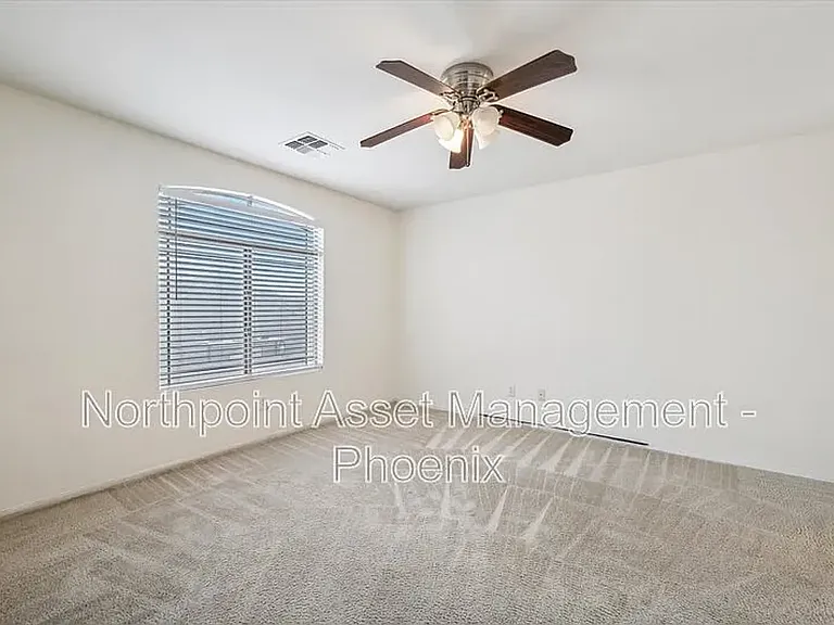 4906 N 113th Dr — Photo 10