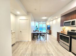 7165 Yonge St #1007, Markham, ON L3T 0C9