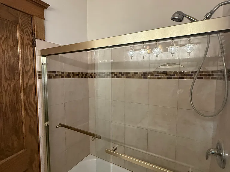 3934 N Southport Ave #1R — Photo 12
