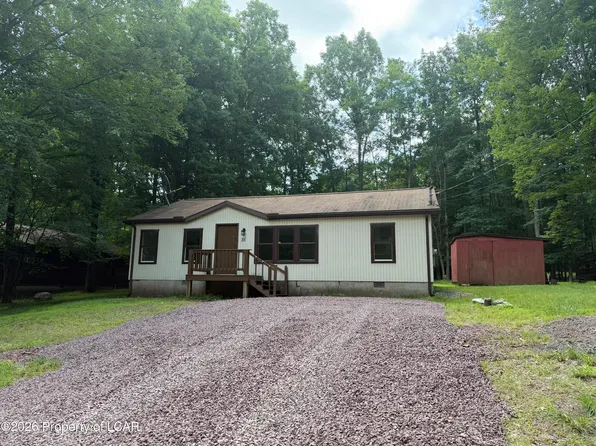 35 Sunshine Dr, White Haven, PA 18661