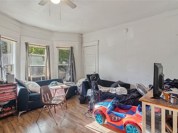 4th image of 913 Lemoyne Ave #15