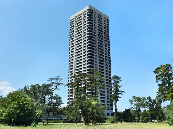 1701 Hermann Dr #25F, Houston, TX 77004