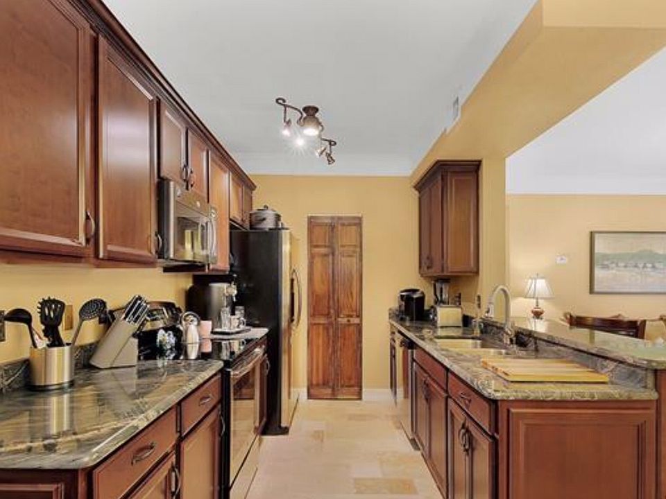 1st image of 11521 Villa Grand APT 916