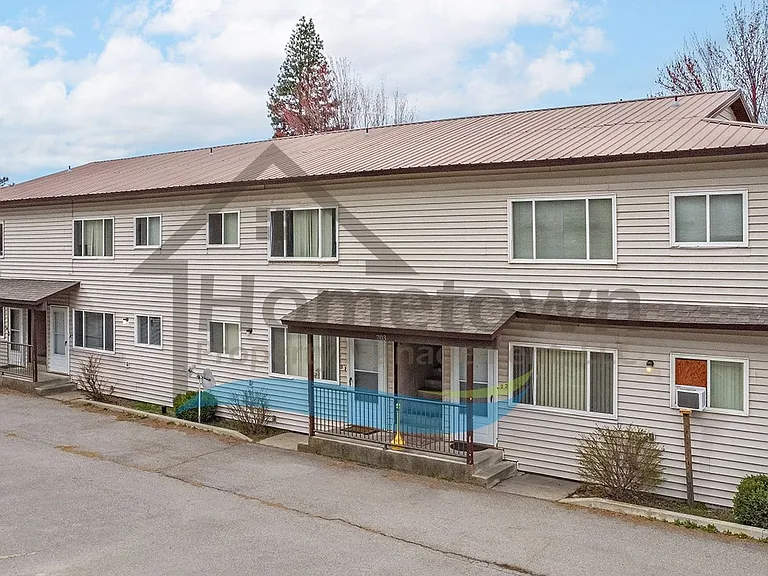 703 N Compton St — Photo 3