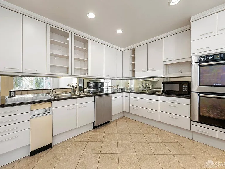 1150 Sacramento St #104 — Photo 9