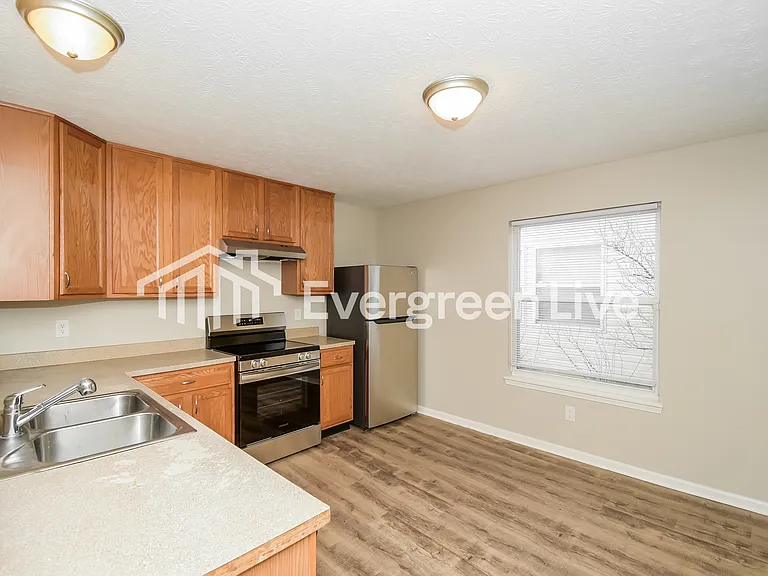 5654 Congressional Pl — Photo 4