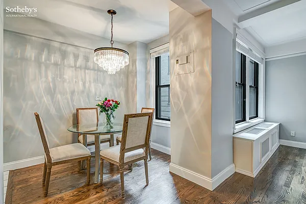 Sold by Sotheby's International Realty | media 20