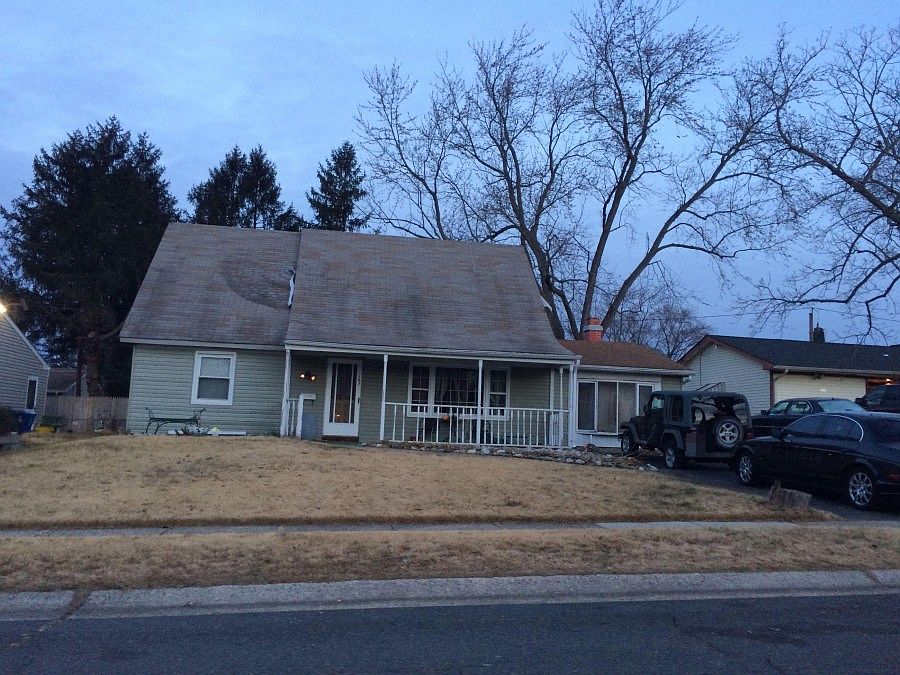 1st image of 107 Middlebury Ln